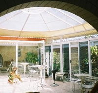 Capri Lodge