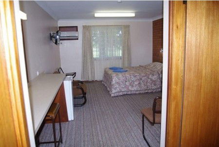 Castlereagh Motor Inn - Hotel VIC 3
