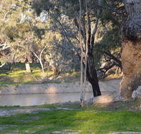 Beds in the Barwon - Hotel VIC