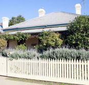 Florennes Heritage Cottage - Hotel VIC