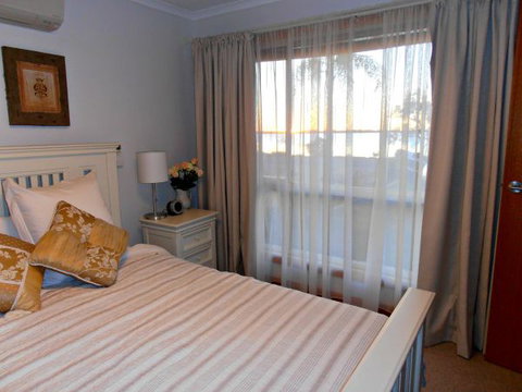 17 QED Lakehouse - Hotel VIC 3