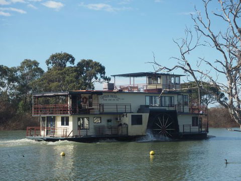 Murray Bridge Marina Camping And Caravan Park - Hotel VIC 2