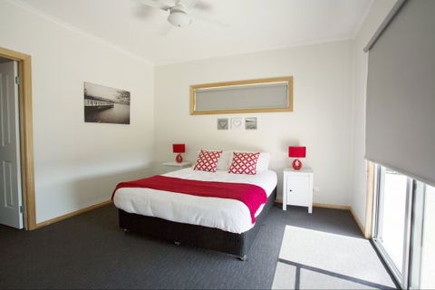 RED FIN Part Of BLUE FIN HOLIDAY HOMES - Hotel VIC 3
