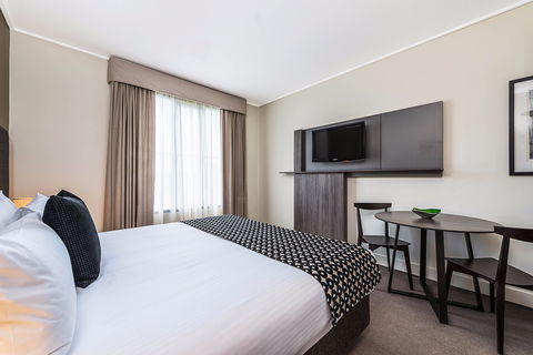 Mantra On Jolimont - Hotel VIC 2