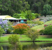 Pemberton Lavender and Berry Farm Cafe and Cottages - Hotel VIC