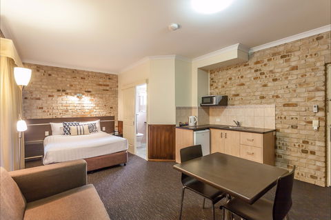 Highlander Motor Inn And Apartments - Hotel VIC 0