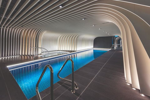 SKYE Suites - Hotel VIC 1