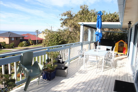 Golf At Glasshouse Rocks - Hotel VIC 2