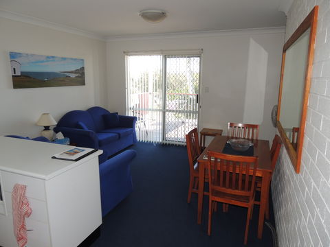 Seascape Holiday Apartments Lake Cathie - Hotel VIC 1