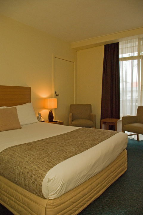 Admiralty Inn - Hotel VIC 2