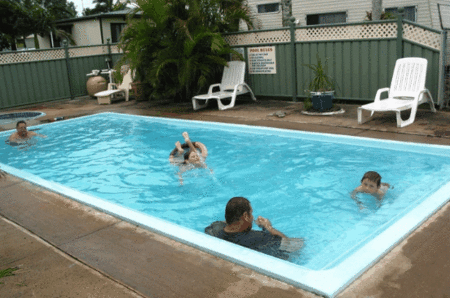 Sunrise Caravan Park - Hotel VIC 2