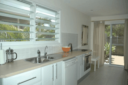 Abachi 1 Bedroom Apartment - Hotel VIC 4