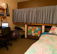 Burgmann College - Hotel VIC