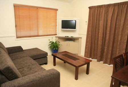 Yamba Waters Holiday Park - Hotel VIC 3