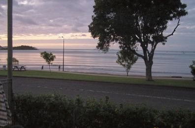 Whitsunday Waterfront Apartments - Hotel VIC 0