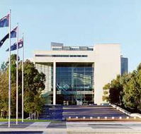 High Court of Australia Parkes Place - Hotel VIC