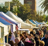 St Kilda Esplanade Market - Hotel VIC
