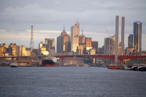 Party Boat Cruises - Hotel VIC 2