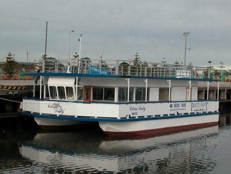 Party Boat Cruises - Hotel VIC 3