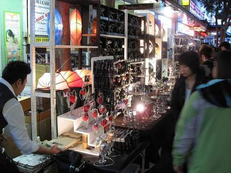Chinatown Night Market - Hotel VIC 2