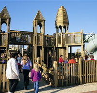 Jubilee Park Adventure Playground - Hotel VIC