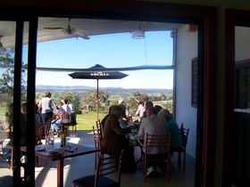 Tenafeate Creek Wines - Hotel VIC 0