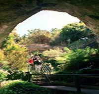 Engelbrecht Cave - Hotel VIC