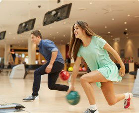 AMF Belconnen Ten Pin Bowling Centre - Hotel VIC 0