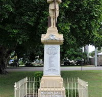 Miriam Vale War Memorial - Hotel VIC