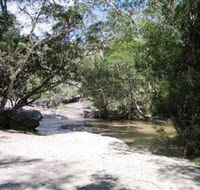 Davies Creek National Park and Dinden National Park - Hotel VIC