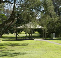 Alexander Clark Park - Hotel VIC