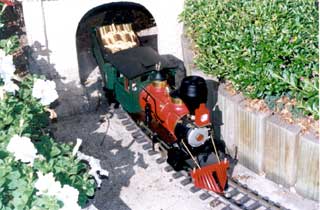 M & K Model Railways - Hotel VIC 0