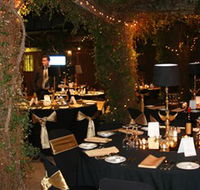 Radcliffe's - Hotel VIC
