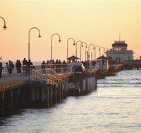 St Kilda Pier - Hotel VIC