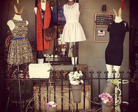 Frou Frou Designs - Hotel VIC 0