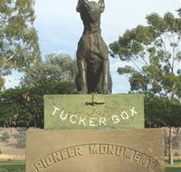 The Dog on the Tucker Box - Hotel VIC