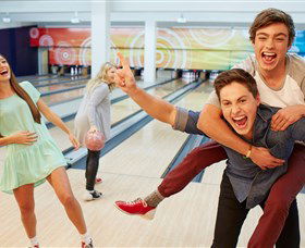 AMF Belconnen Ten Pin Bowling Centre - Hotel VIC 1
