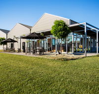 Bunnamagoo Wines - Hotel VIC