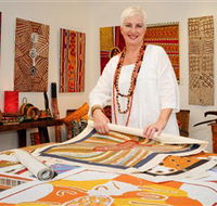 Bouddi Gallery - Contemporary Aboriginal Art - Hotel VIC