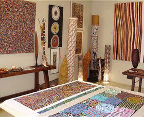 Bouddi Gallery - Contemporary Aboriginal Art - Hotel VIC 3