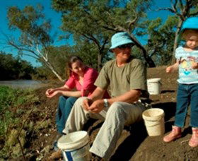 Charleville - Bakers Bend Warrego River Fishing Spot - Hotel VIC 0