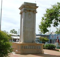 Charleville War Memorial - Hotel VIC