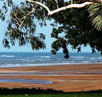 Beachfront Hotel - Hotel VIC