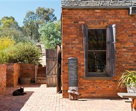 Sally's Paddock At Redbank Winery - Hotel VIC 1