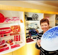 Exclusive Hot Glass Gallery