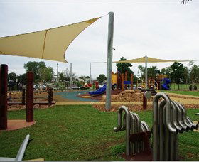 Livvi's Place Playground - Hotel VIC 0