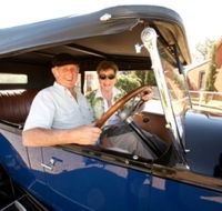 Maxs Motor Museum - Hotel VIC