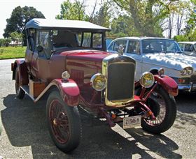 Ricks Auto Museum - Hotel VIC 2