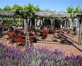 Pinelli Estate Wines - Hotel VIC 1