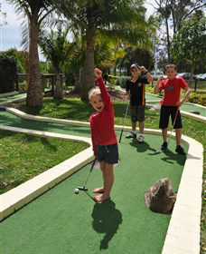 Hunter Valley Aqua Golf And Putt Putt - Hotel VIC 0